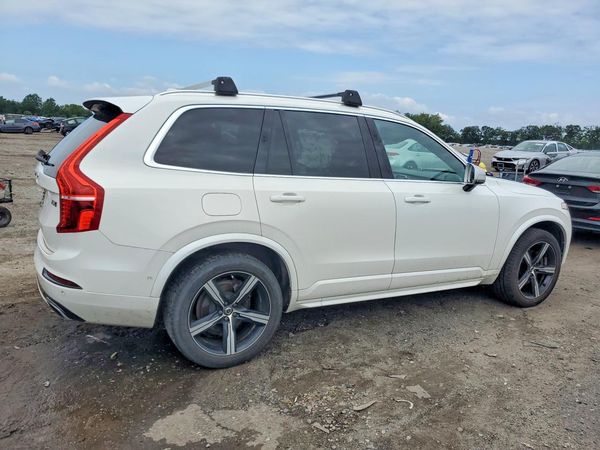 2017 VOLVO XC90 R-Design