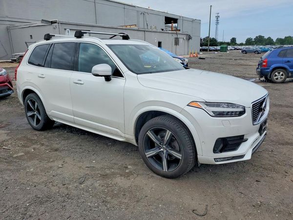 2017 VOLVO XC90 R-Design