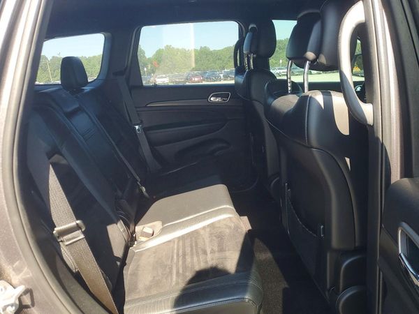 2017 JEEP GRAND CHEROKEE LAREDO 4X2
