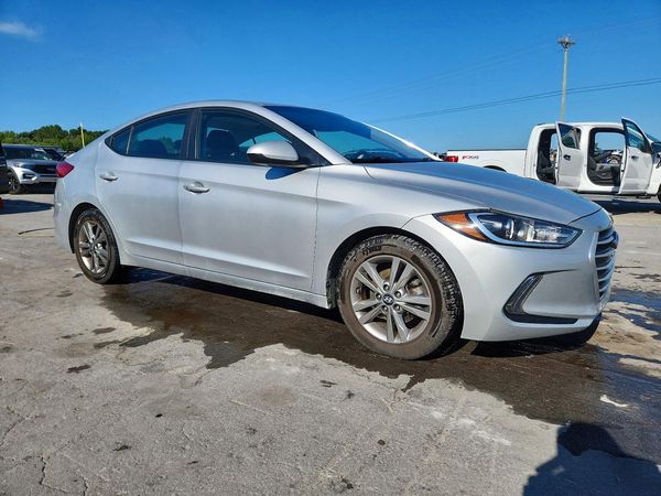 2017 HYUNDAI ELANTRA
