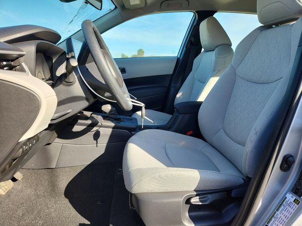 2026 TOYOTA COROLLA CROSS