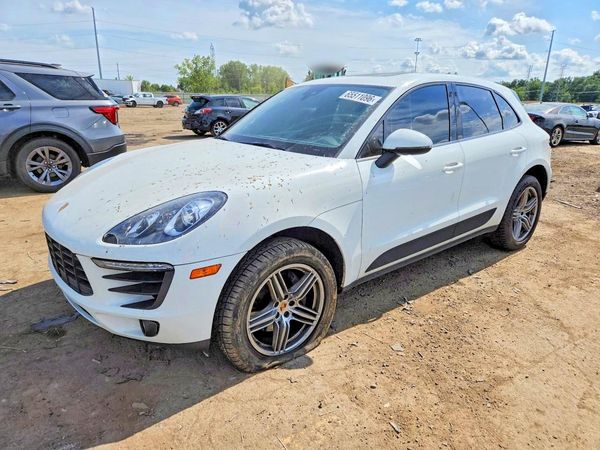 2017 PORSCHE MACAN