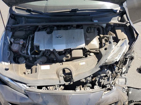 2022 TOYOTA PRIUS