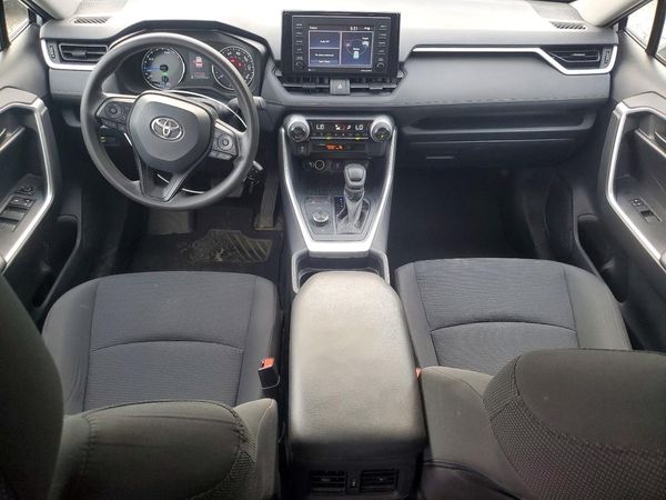 2020 TOYOTA RAV4 LE HV