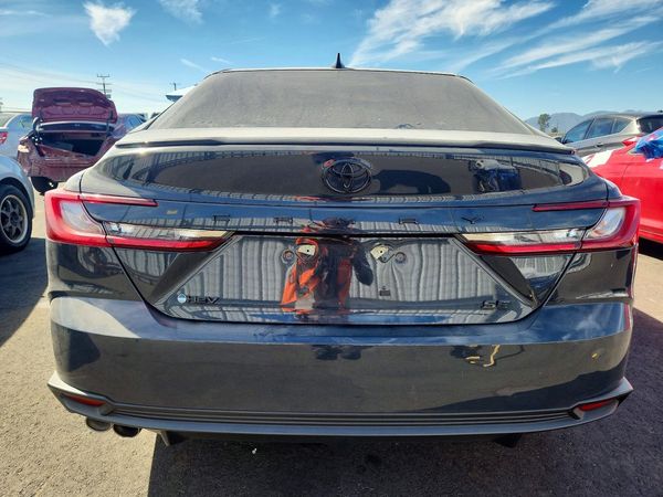 2026 TOYOTA CAMRY