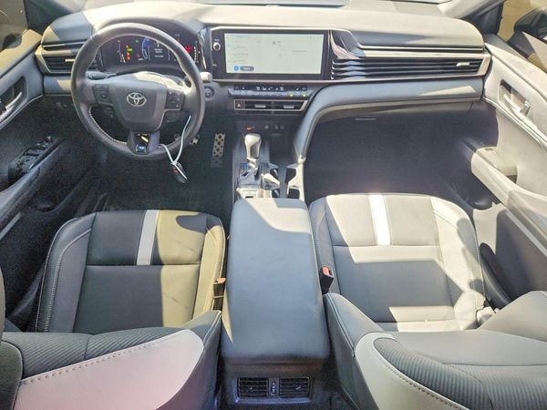 2026 TOYOTA CAMRY