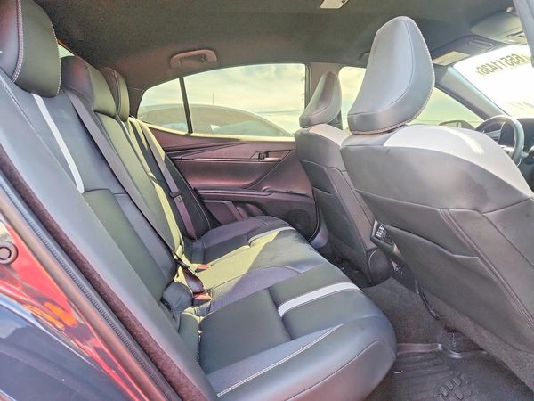 2026 TOYOTA CAMRY