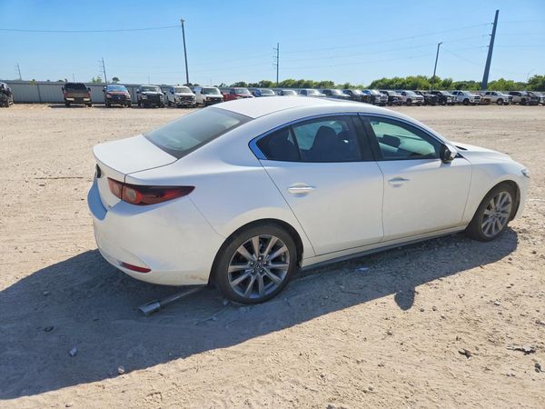 2025 MAZDA 3 Preferred Package