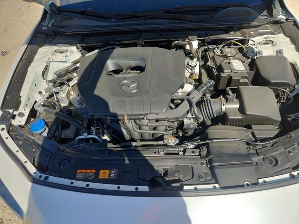 2025 MAZDA 3 Preferred Package