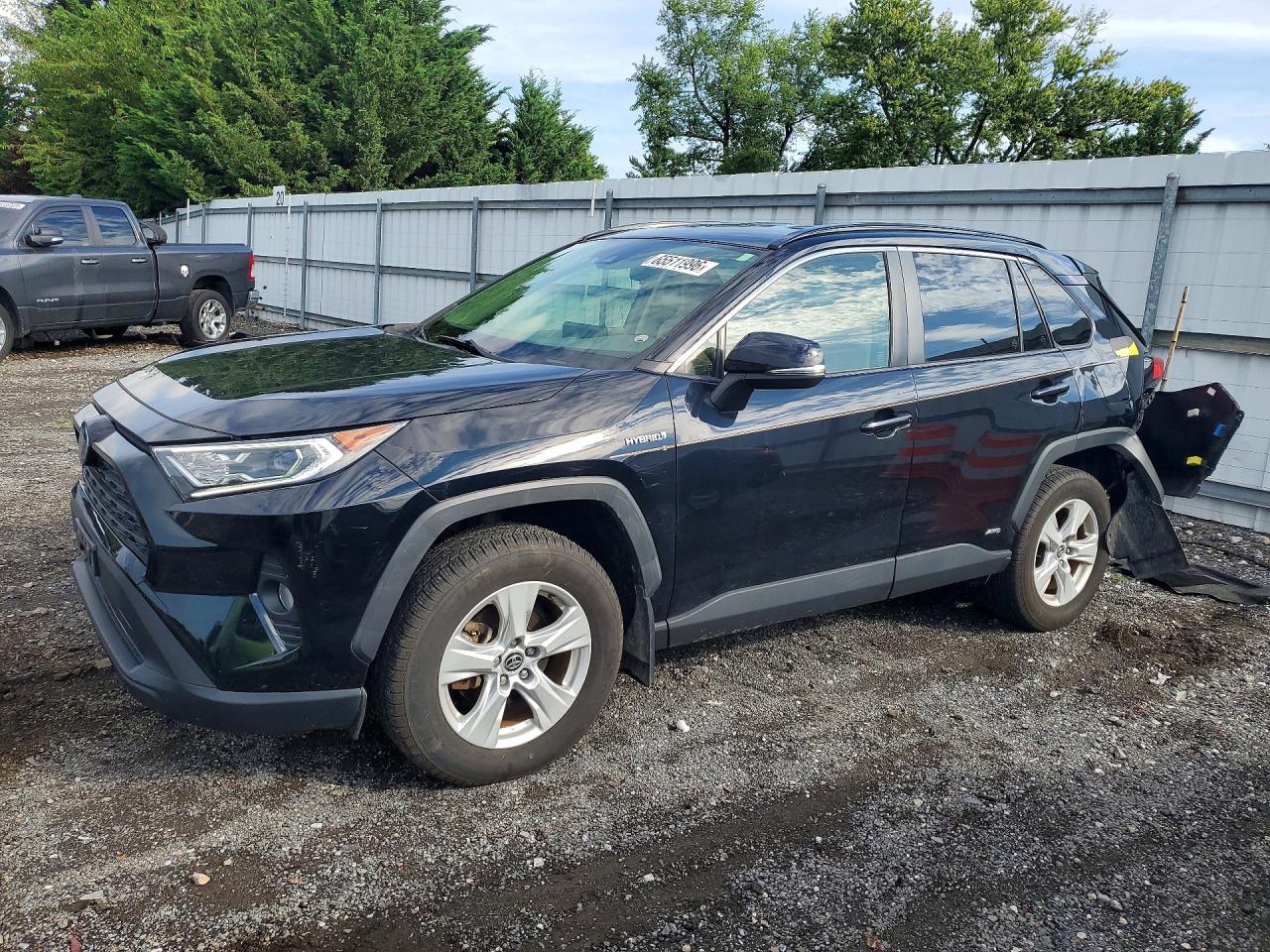 2021 TOYOTA RAV4 XLE HV