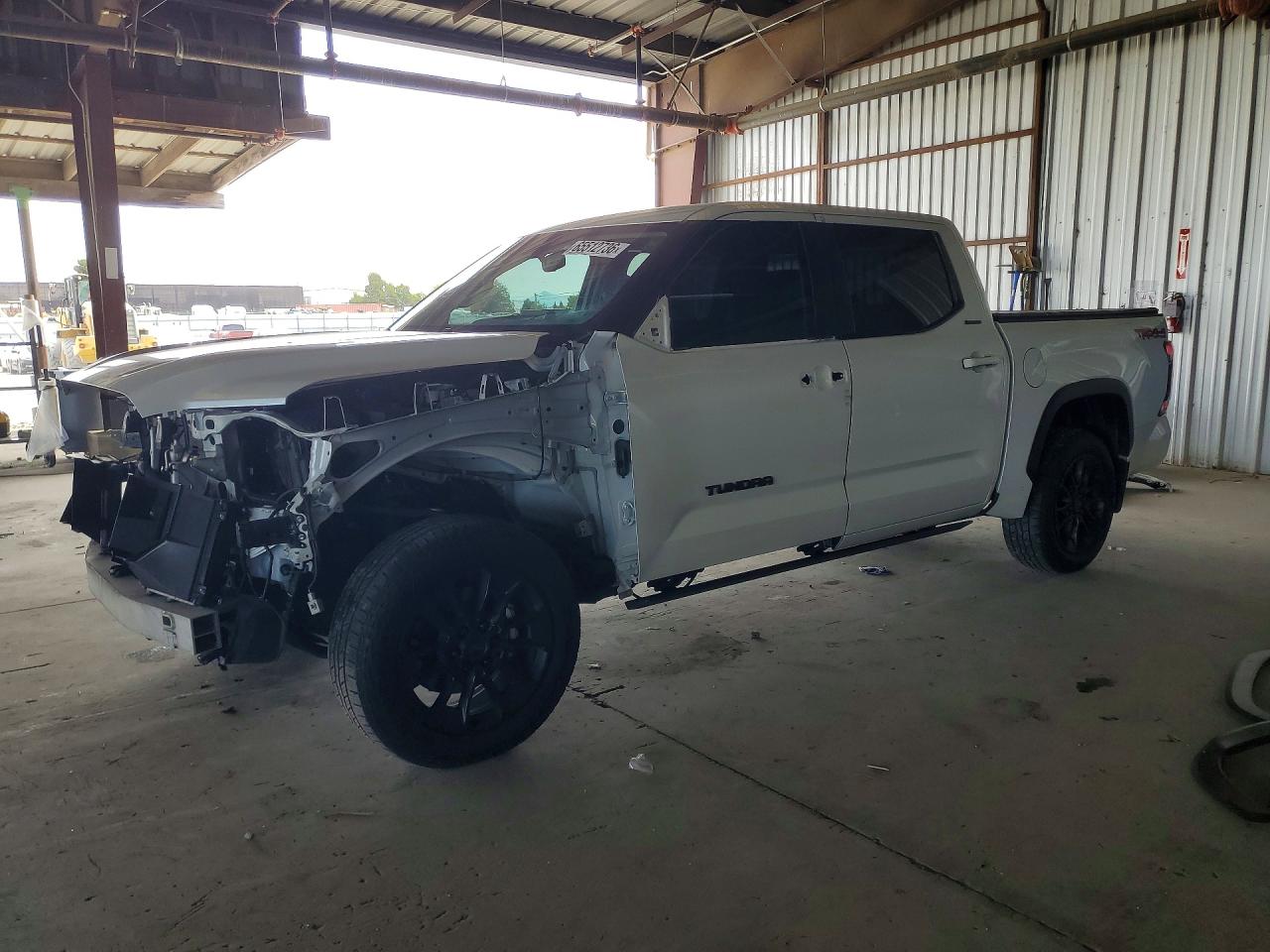 2024 TOYOTA TUNDRA