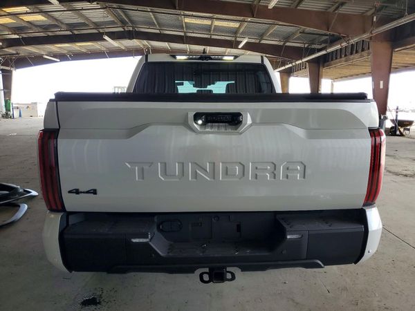 2024 TOYOTA TUNDRA