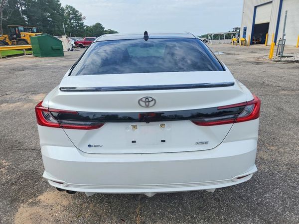 2025 TOYOTA CAMRY