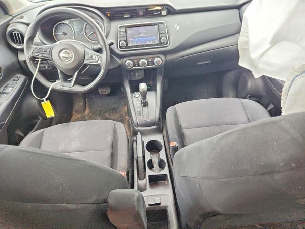 2023 NISSAN KICKS S