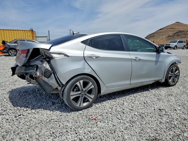 2016 HYUNDAI ELANTRA
