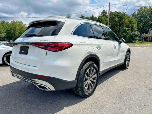 2024 MERCEDES-BENZ GLC