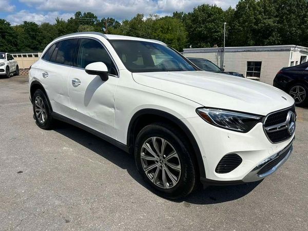 2024 MERCEDES-BENZ GLC