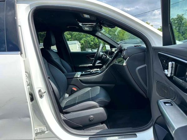 2024 MERCEDES-BENZ GLC