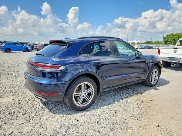 2020 PORSCHE MACAN