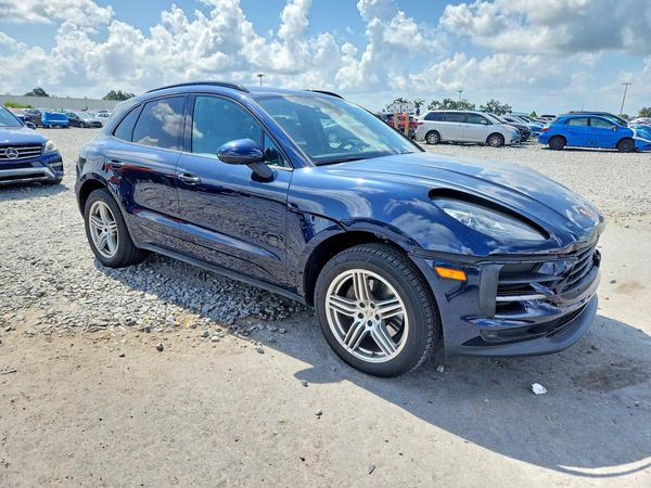 2020 PORSCHE MACAN