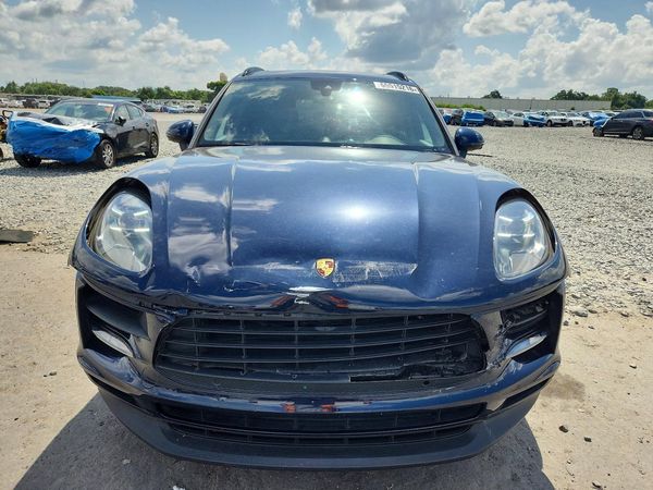 2020 PORSCHE MACAN