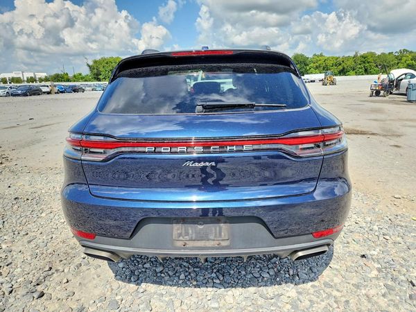 2020 PORSCHE MACAN
