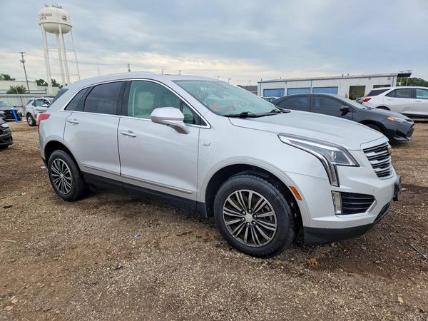 2017 CADILLAC XT5 — Passenger 3/4