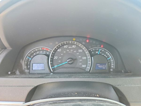 2012 TOYOTA CAMRY