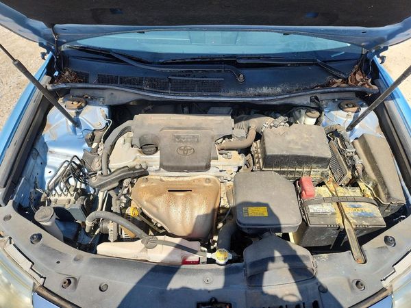 2012 TOYOTA CAMRY