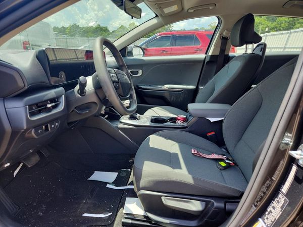 2026 KIA K4 LX, LXS