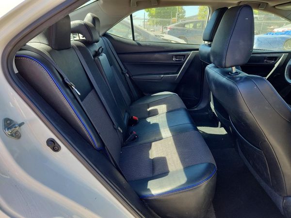 2017 TOYOTA COROLLA