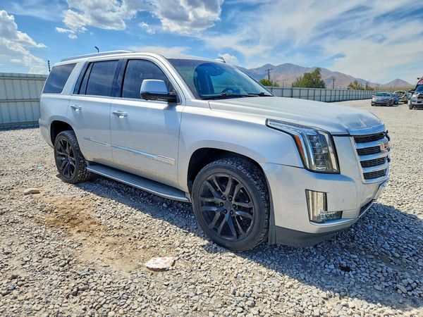 2016 CADILLAC ESCALADE