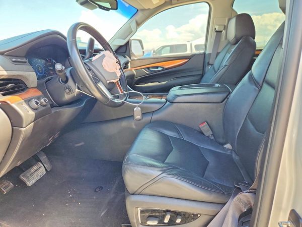 2016 CADILLAC ESCALADE