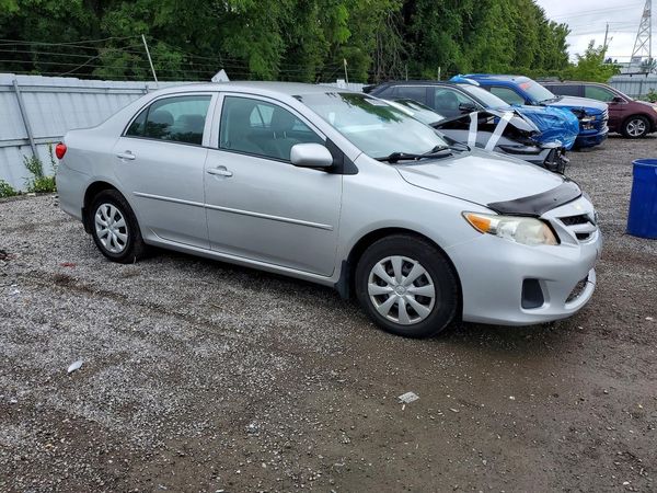 2012 TOYOTA COROLLA