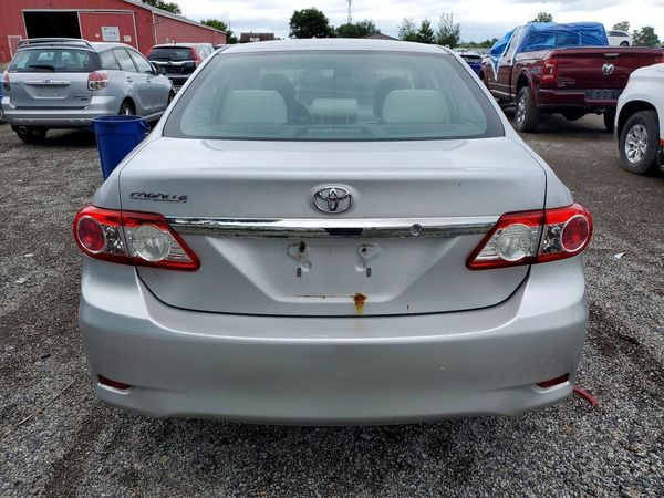 2012 TOYOTA COROLLA