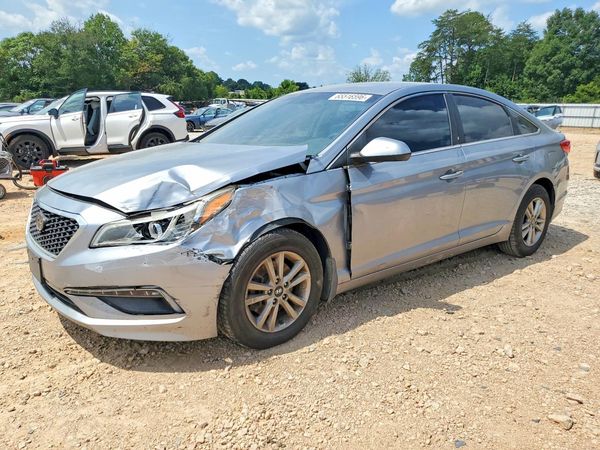 2015 HYUNDAI SONATA SE, ECO — Front 3/4