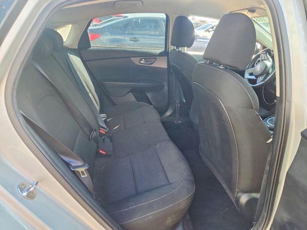 2021 KIA FORTE FE, LXS