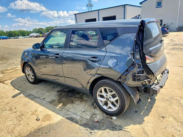 2024 KIA SOUL LX, S