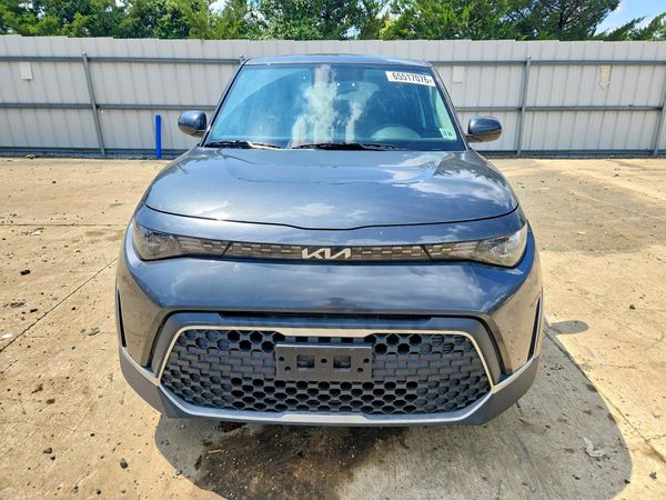 2024 KIA SOUL LX, S