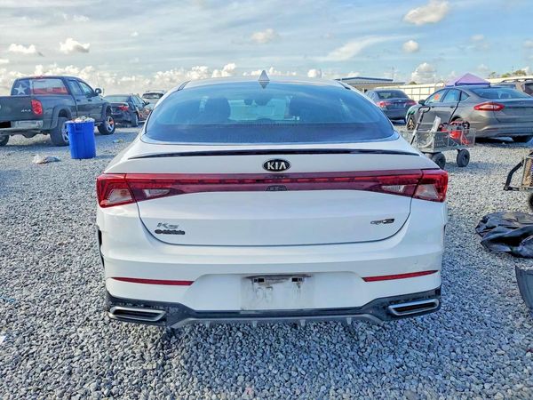 2021 KIA K5