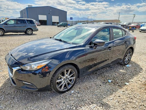 2018 MAZDA 3 Touring