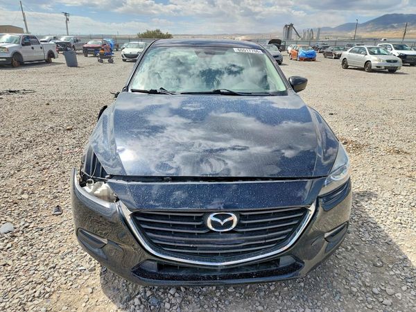 2018 MAZDA 3 Touring