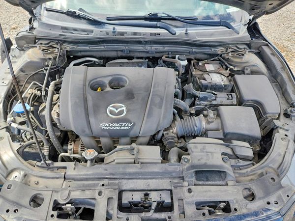 2018 MAZDA 3 Touring