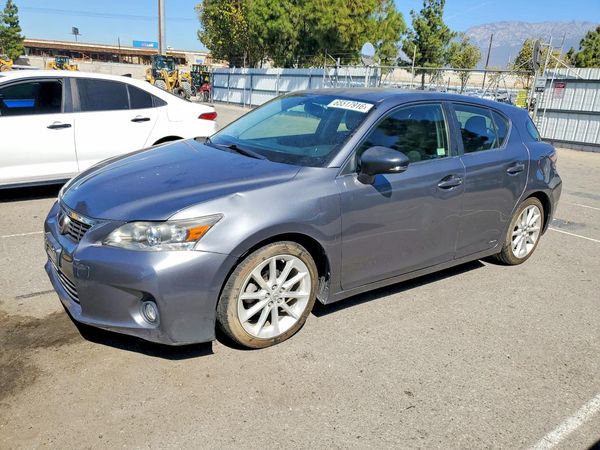 2013 LEXUS CT 200h