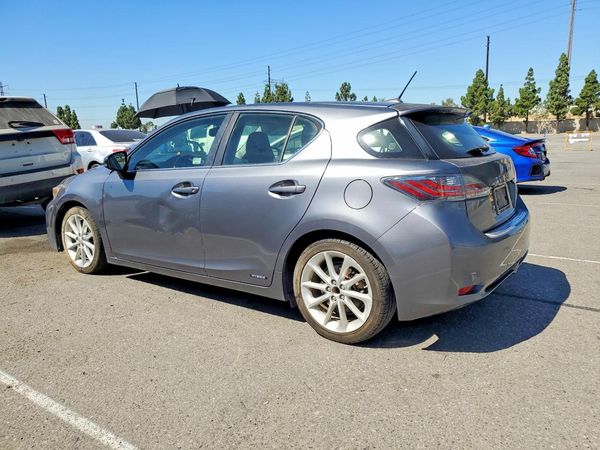 2013 LEXUS CT 200h