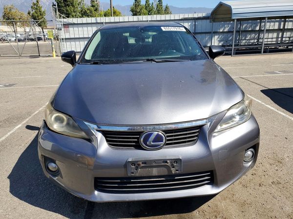 2013 LEXUS CT 200h