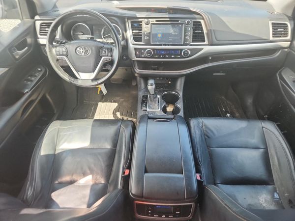 2017 TOYOTA HIGHLANDER