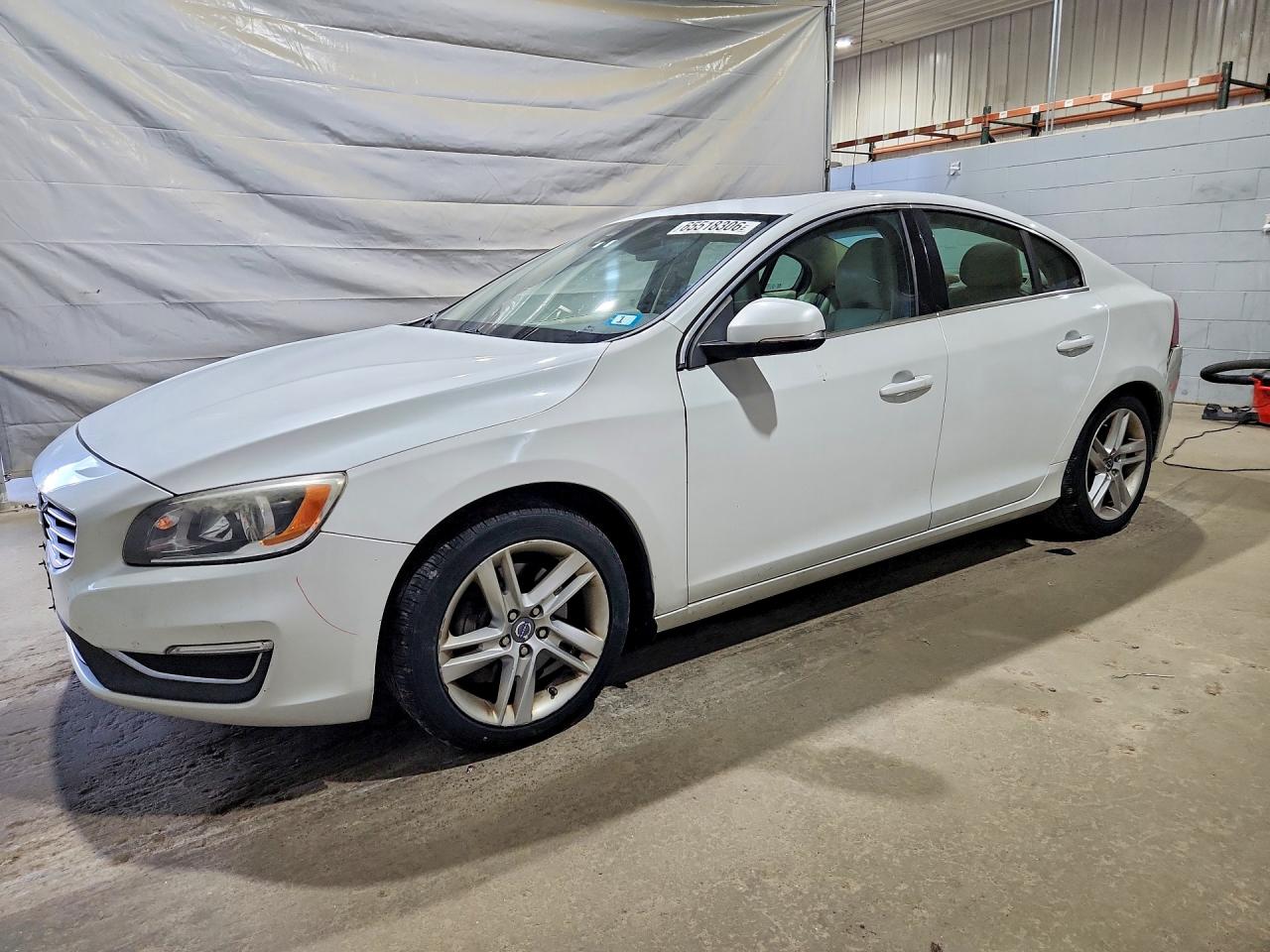 2014 VOLVO S60