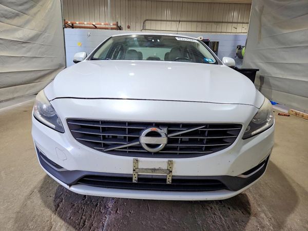 2014 VOLVO S60