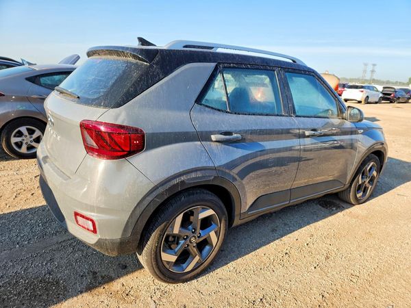 2022 HYUNDAI VENUE SEL & Limited